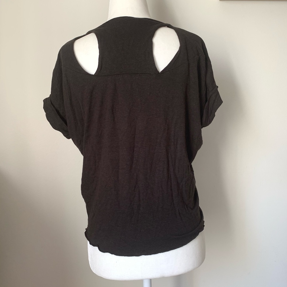 Maje Linen Short Chocolate Vneck Tee
